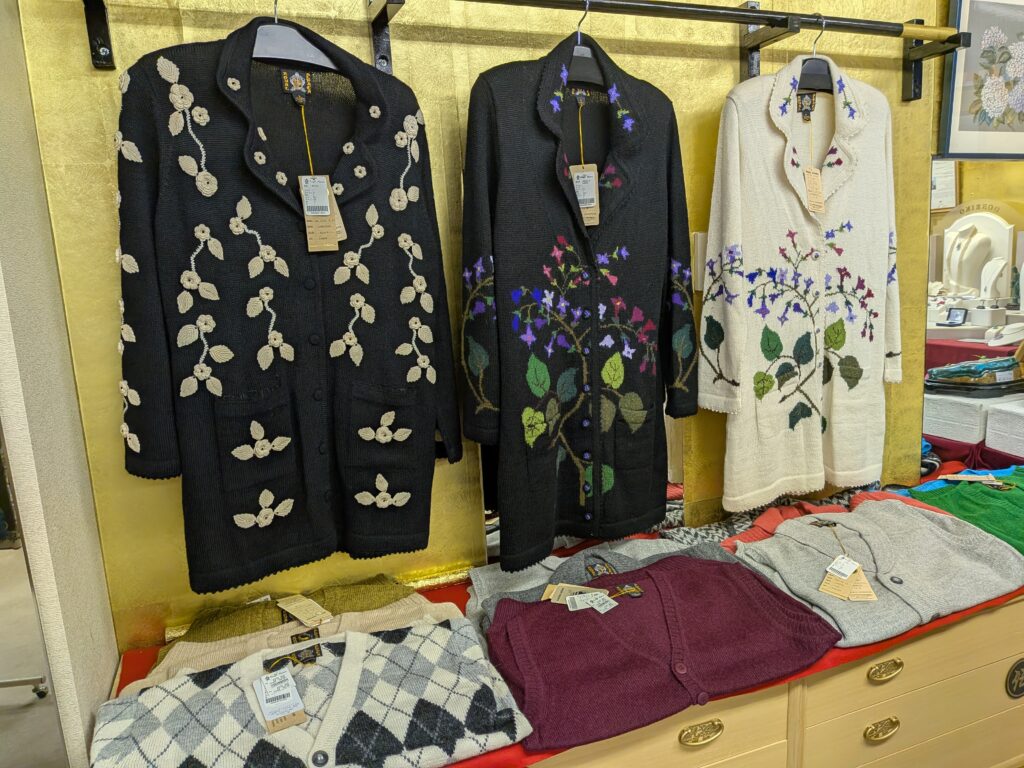 ロイヤルアルパカ　準備完了です。お問い合わせください